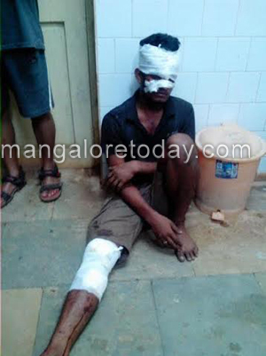 Driver dies, 4 injured in Mangaluru-Mumbai bus mishap at Yellapur 3